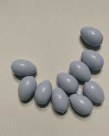 Oeufs factices pour oiseau de couleur bleu azure